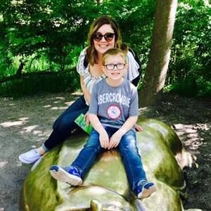 Meet your Posher, Tara